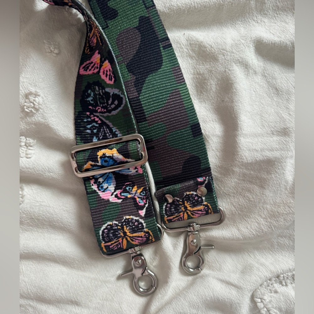 Adjustable Butterfly Purse Strap - Picture 2 of 4